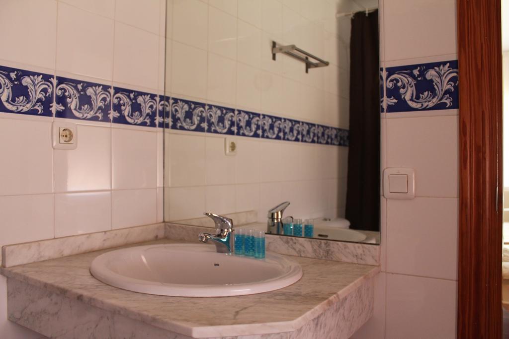 Hostal Sabana ซานมาร์ติน เดล เตโซรีโญ ภายนอก รูปภาพ