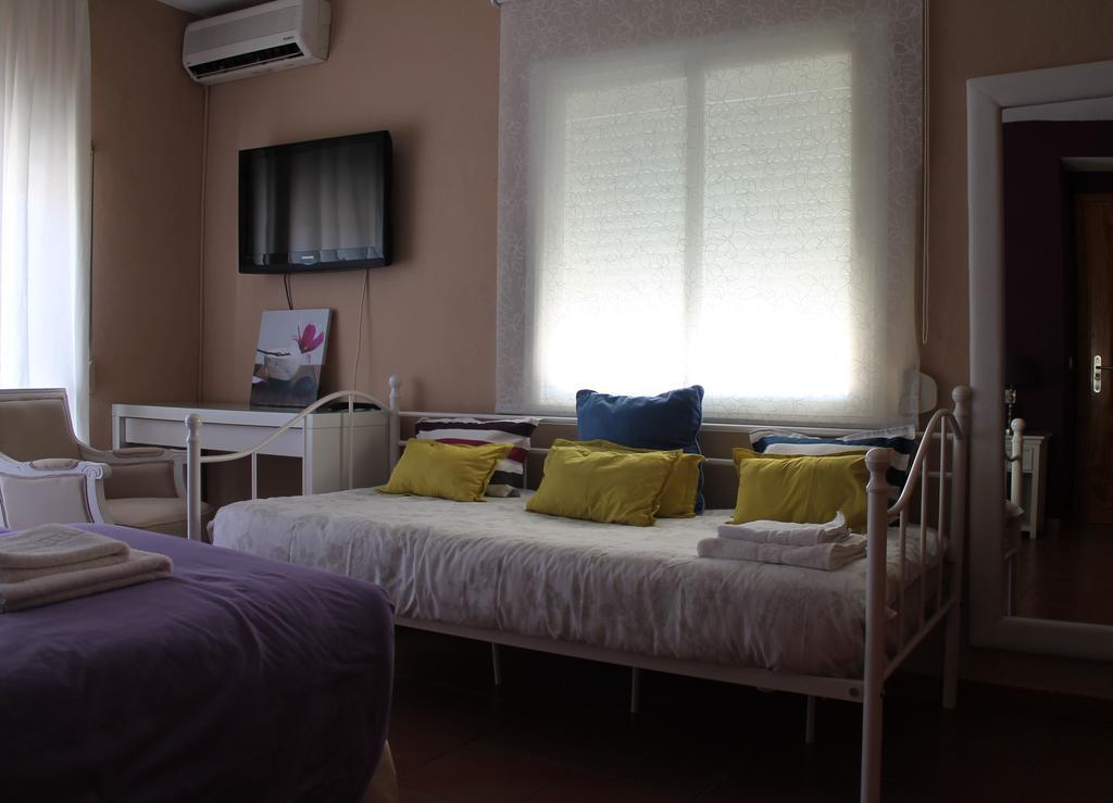Hostal Sabana ซานมาร์ติน เดล เตโซรีโญ ภายนอก รูปภาพ